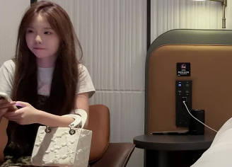 杏吧原创・约了个署假兼职大二学妹・曹长卿