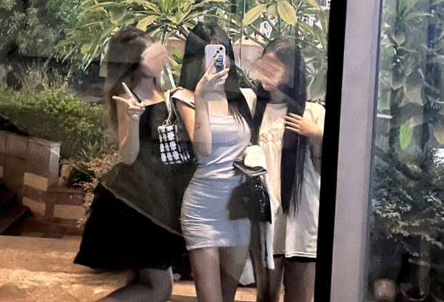 海角社区・姐姐的闺蜜成功被我拿下・还是年轻的嫩啊
