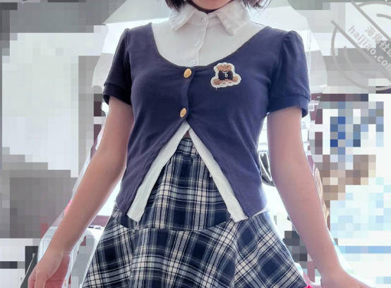 海角社区・调教女儿无毛嫩穴・指奸加扇耳光