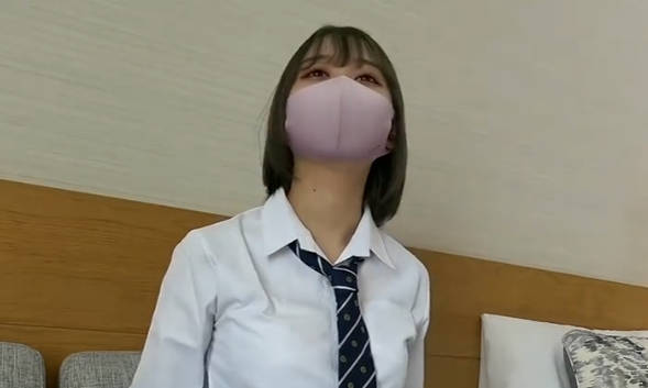 FC2PPV-2806478月起在演艺界出道的美爆乳由美酱公开了其J3年级时不应流出于世的中出SEX影像的限定作品爆乳由美酱
