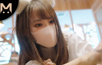 东京女子图鉴・桃羽24岁前偶像少女团体成员
