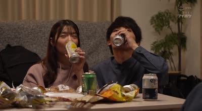 IPZZ-453 「女1人で参加したのが间违いでした…」 宅饮みで同级生达に廻された女子大生。 さくらわかな