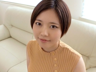 骑兵破解SIRO-4308 【初撮り】【红く染まる卑猥ボディ】【乱れ踊る美巨乳】両亲が営む老舗旅馆で若女将をしている美巨乳妻。上品さが渗み出ている名家の奥