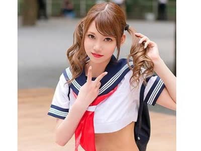 骑兵破解SIKA-134 従顺美乳J○をハメ撮り3P フェラ抜き动画