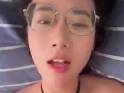 小学语文老师・眼镜少妇露脸啪啪从穿婚纱到床上性爱照・反差感拉满
