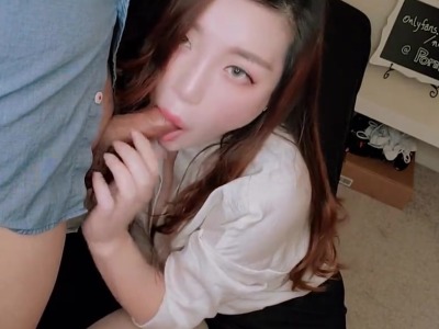 办公室骚货OL被猛干到腿软・NicoLove